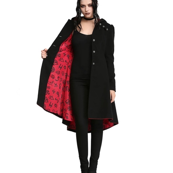 hot topic coats